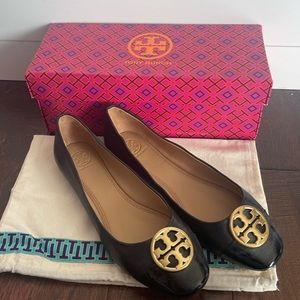 Tory Burch flat